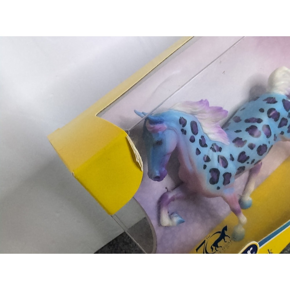Breyer 90s Throwback Freedom Series 2021 Retro 1:12 Horse Blue Spotted Purple - Picture 2 of 5